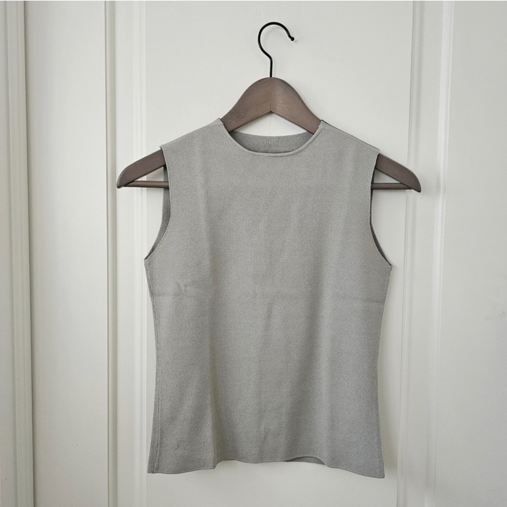 ANTEPRIMA Milano Italy Sleeveless Grey/Taupe Crewneck Knit Shell Size 40 (4US)